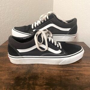 VANS Old Skool Sneakers, Black/White, Unisex, Women’s 9